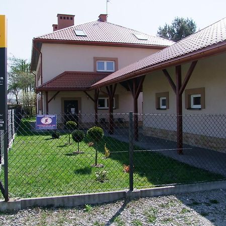 Warnenczyka 85A Bezplatny Parking, Faktura, Prywatna Lazienka, Klimatyzacja Rzeszów Esterno foto